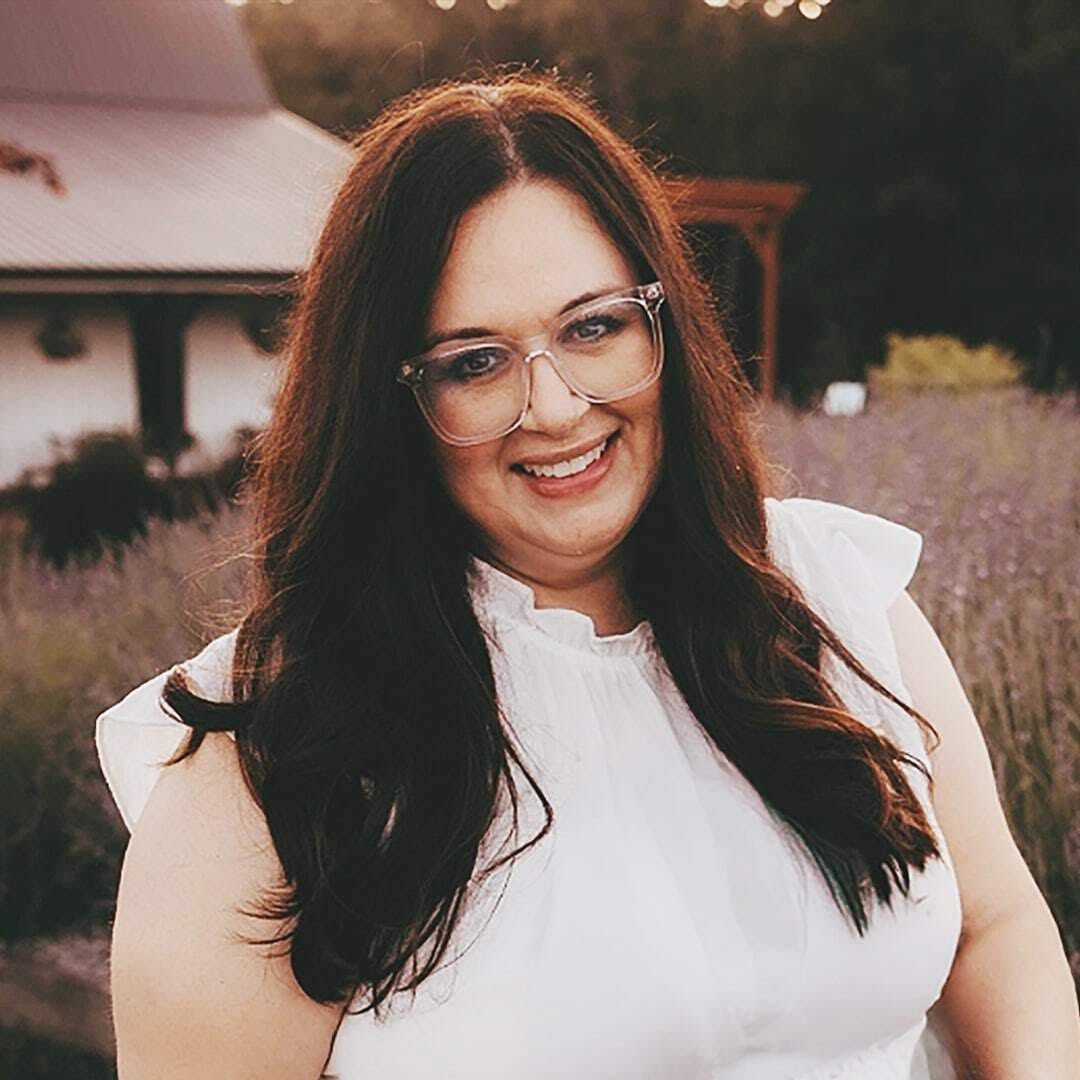 Instagram post by Dr. Terence Michael Myckatyn: Congratulations to our own Kristi Reasons for being featured in WashU Medicine's HR For You Employee Spotlight! As Cosmetic Patient Concierg…