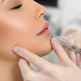 Instagram post by Dr. Theodore Staahl: 💛❤️Get pout ready for Valentines Day ❤️💛 $499.00/syringe this month only!! . . #drstaahl #theodorestaahl #juvedermlips #allergan #lips #fi…