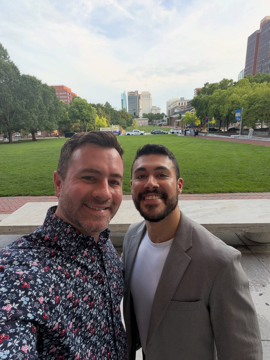 Instagram post by Dr. Thomas Spalla: Some of our team had the honor of attending the Philadelphia magazine’s best of Philly party last night! Congratulations to everyone! 🎉