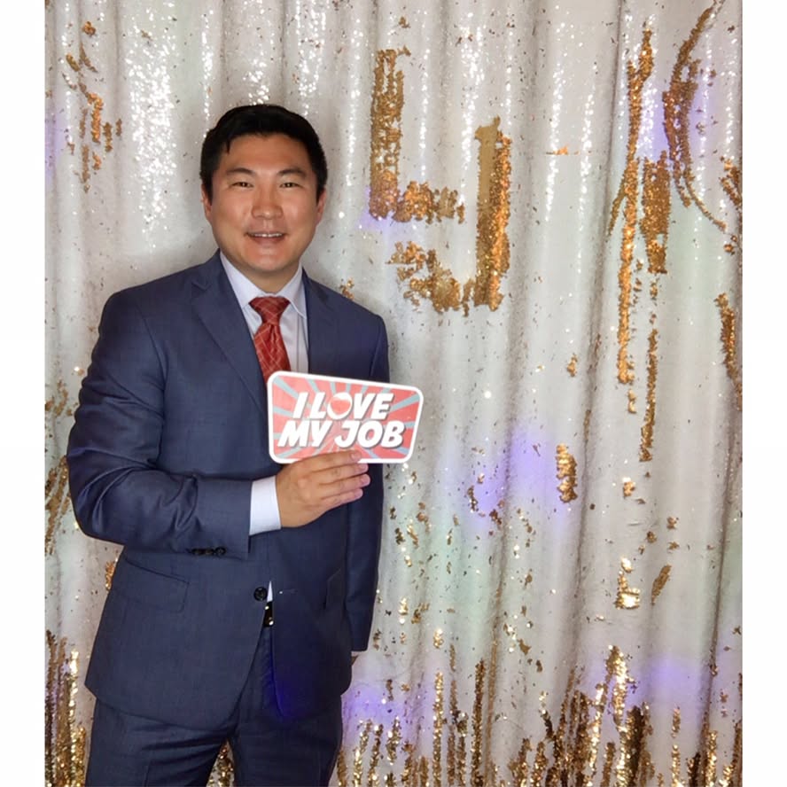 Instagram post by Dr. Victor Chung: Had a wonderful evening at the #sandiego Regional Chamber 2017 #smallbusiness Awards, Expo & Mixer #sdsmallbiz #ljfps photo credit: @eliteph…