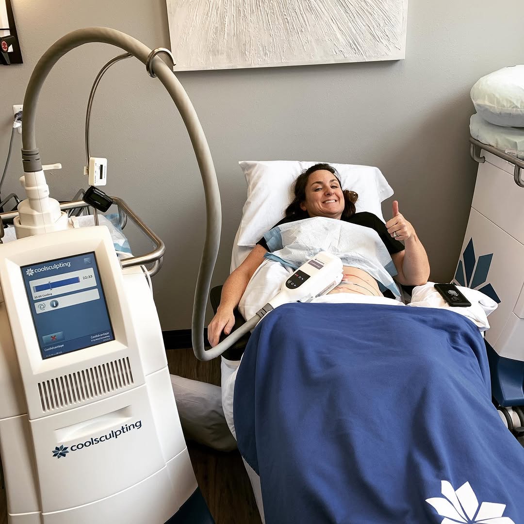 Instagram post by Dr. Vincent D. DiNick, D: Freezing away fat to get ready for the holidays!!! #coolsculpting #freezefat #nosurgery #noninvasive #contour #fatloss #nodowntime #coolscul…