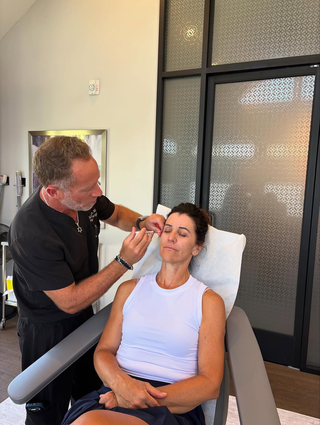 Instagram post by Dr. Zol Kryger: Wrinkles?…. We don’t know her! 😗👋 Call now so you can kiss those wrinkles goodbye💋💋 ☎️: 805.777.3877 #medspa #wrinkles #botox #momlife #…