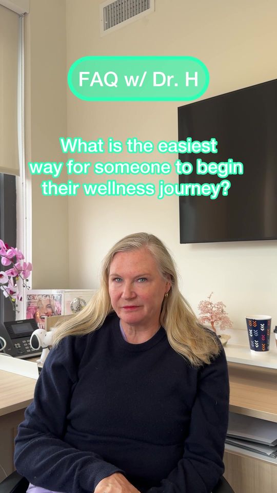 Video by Dr. Alexes Hazen: FAQs with a board certified plastic surgeon! Have more? Drop ‘em in the comments! 💫
