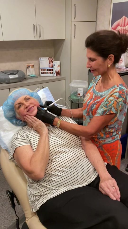 Video by Dr. Anna Petropoulos: Agnes was a success on this wonderful client. Excited to see her results next treatment. Would yo…