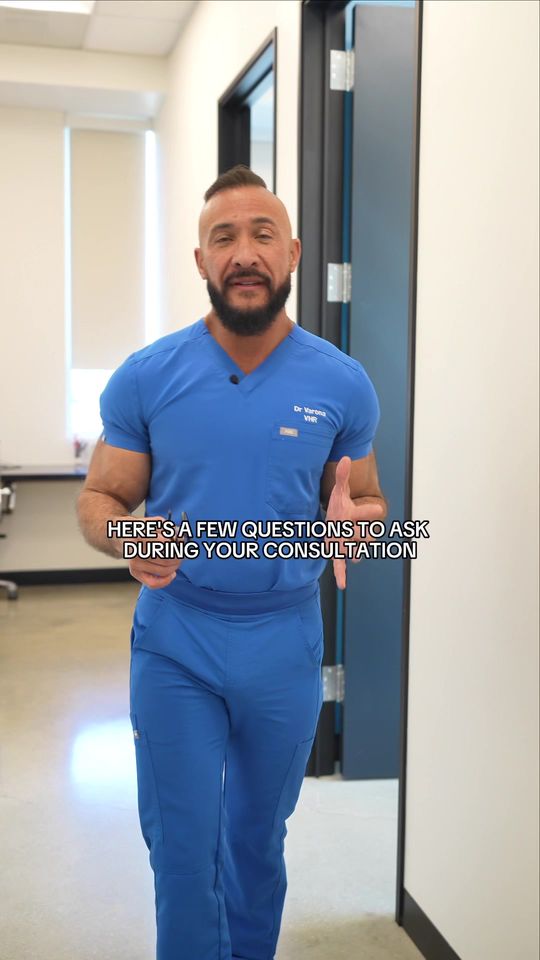 Video by Dr. Christopher Varona: Here's a few questions to ask during your consultation! If you have any additional questions send…