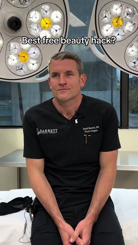 Video by Dr. Daniel Barrett: Best free beauty hack 🧴