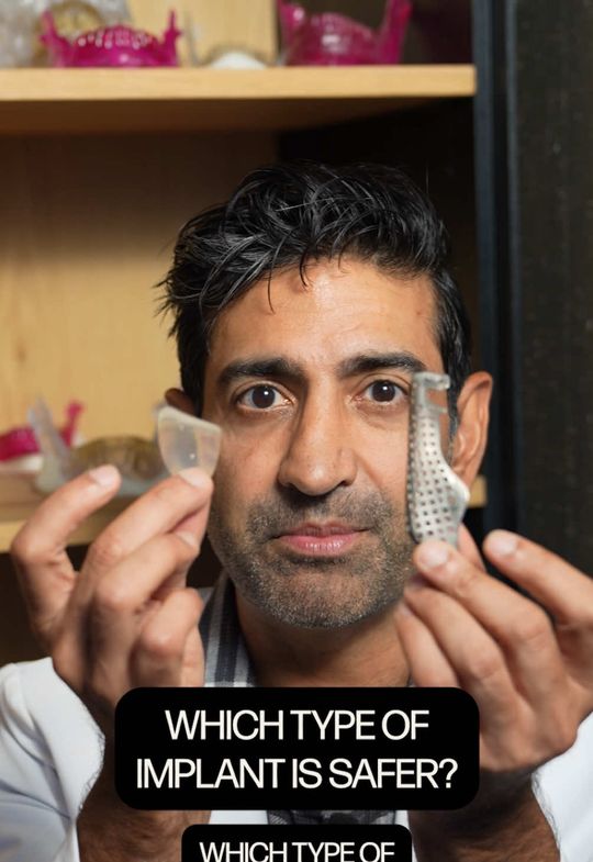 Video by Dr. Karan Dhir: 💥 Titanium vs. Silicone Implants — Which Gets Infected More? 💥 I get this question from guys al…