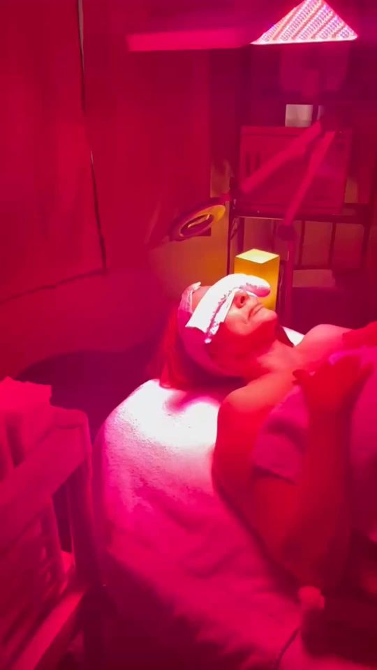 Video by Dr. Lisa Benest: Call us today to schedule a LED Light Therapy session! 818.729.9149 LED Light Therapy is mainly f…