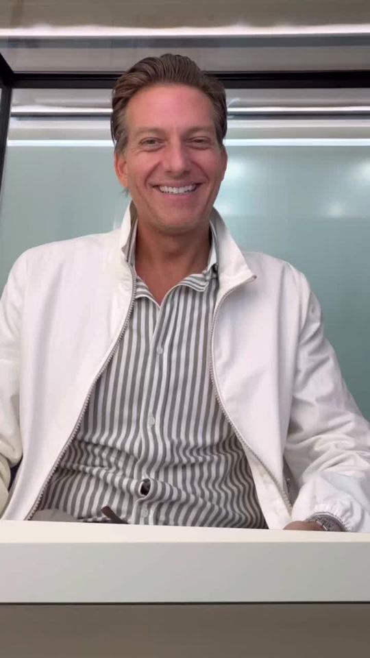 Video by Dr. Michael A. Apa: Case review. Why why build out the smile