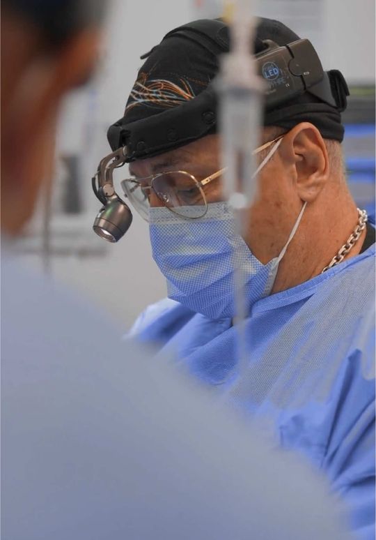Video by Dr. Oliver Chang: Your healing and results are worth more–don’t risk it by taking the wrong path.🙅‍♀️😷