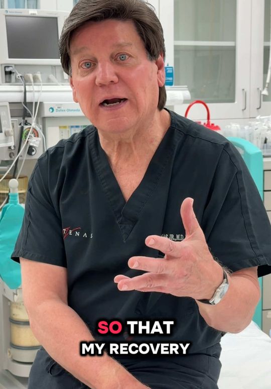 Video by Dr. Paul Vitenas, Jr.: Want a smoother, faster breast augmentation recovery? Dr. Vitenas shares simple pre-op tips that…
