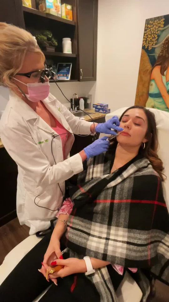 Video by Dr. Sherry Wehner: Buy yourself the lips! 💋🌹 Right now, get FREE lip filler when you purchase ThermiVa + O-shot Co…
