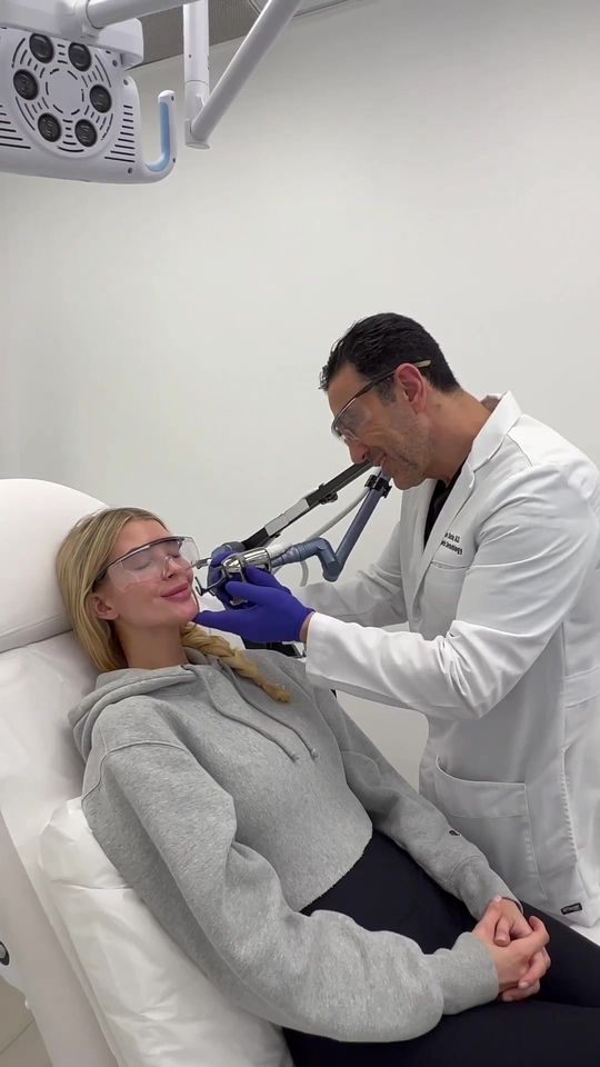Video by Dr. Simon Ourian: Coolaser® Skin Resurfacing