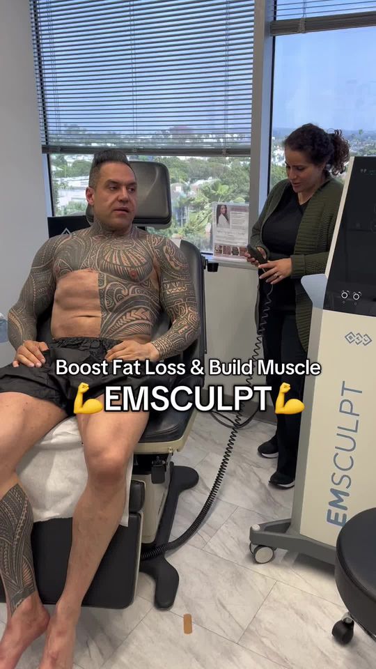 Video by Dr. Tanya Kormeili: We’re ready to level up👆💪✨Work smarter, not harder! EMCULPT delivers 20,000 crunches in just 30…