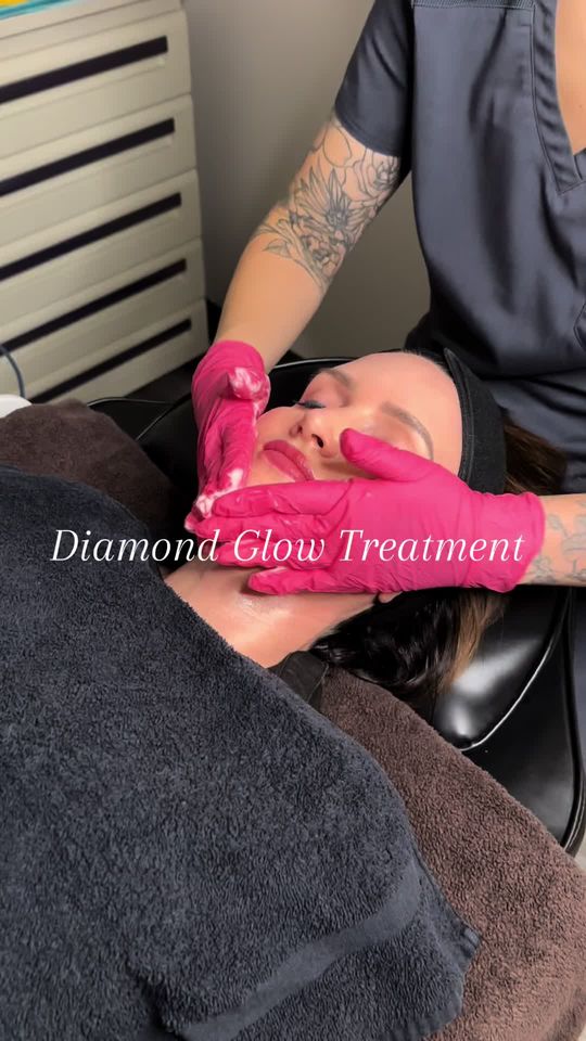 Video by Dr. Toni Stockton: Diamond Glow Treatment now abailable at Stockton Dermatology! Call now to book with Debbie or Kay…